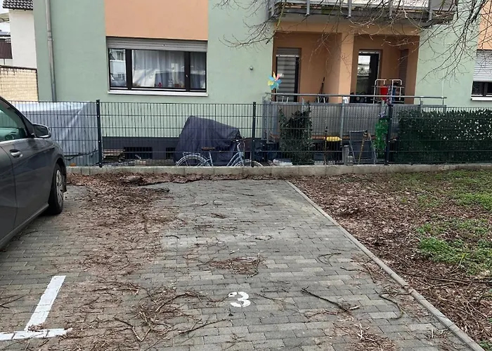 Charmantes Studio-Apartment Im Herzen Von Neureut - Fussbodenheizung, Regendusche, Waschmaschine, Stellplatz