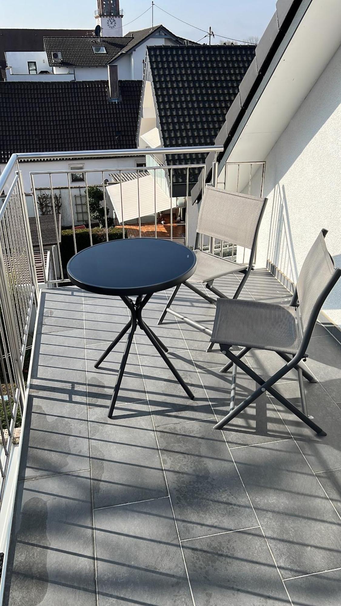 Apartment Charmantes Studio-apartment Im Herzen Von Neureut - Fussbodenheizung, Regendusche, Waschmaschine, Stellplatz